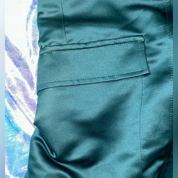 MADDEN NYC JUNIOR SATIN CARGO JOGGERS! - Picture 3 of 13